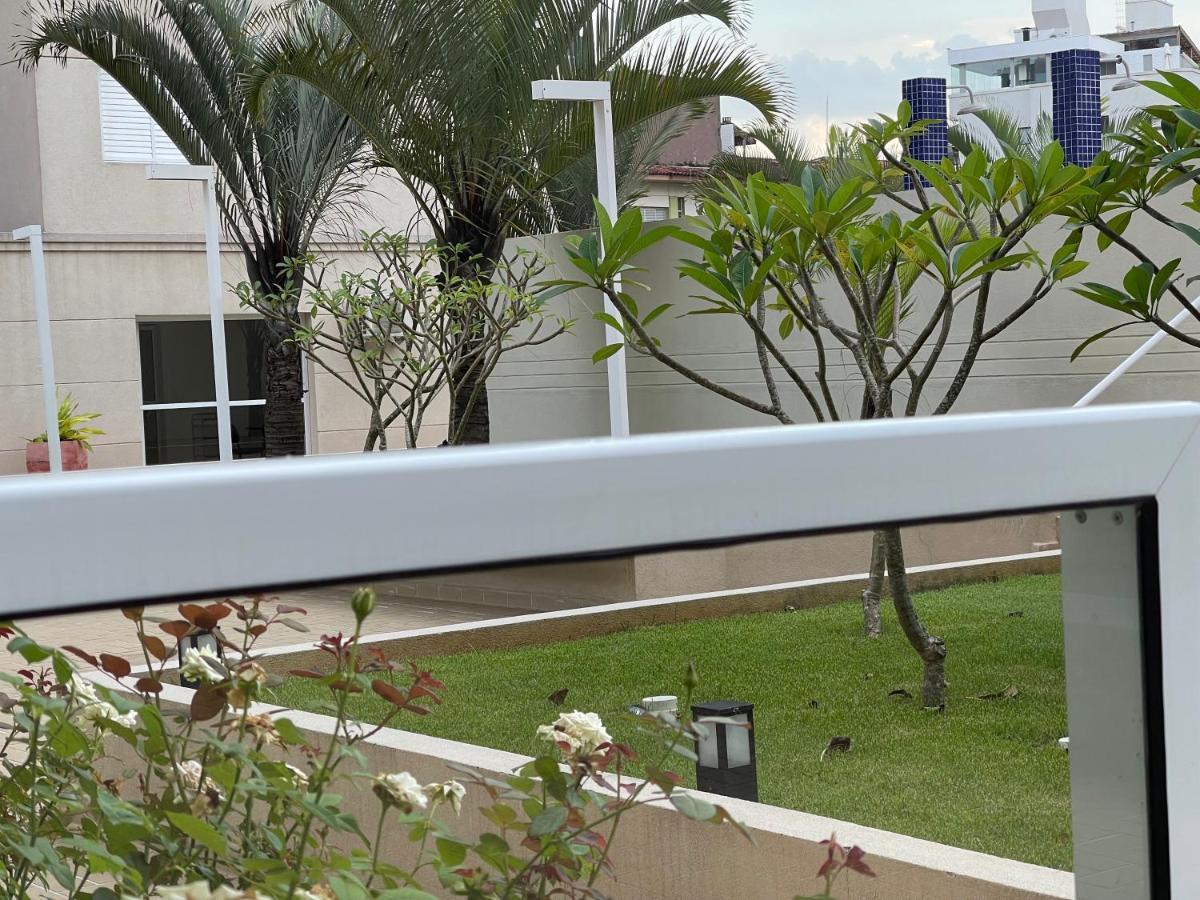 Lazer De Resort A Poucos Passos Da Praia Guaruja Exterior photo